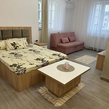 Serenity Apartment *